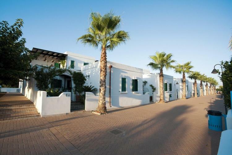 Villa In Villaggio Porto Cesareo Ngoại thất bức ảnh